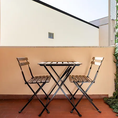 Binario Verticale Apartman Milánó